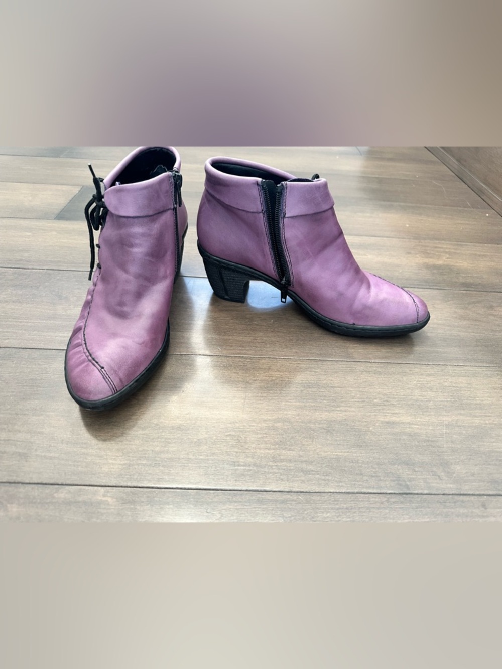 Rieker Purple Leather Ankle Boots Side Zip&ties/woman’s size 37/boho/ unique